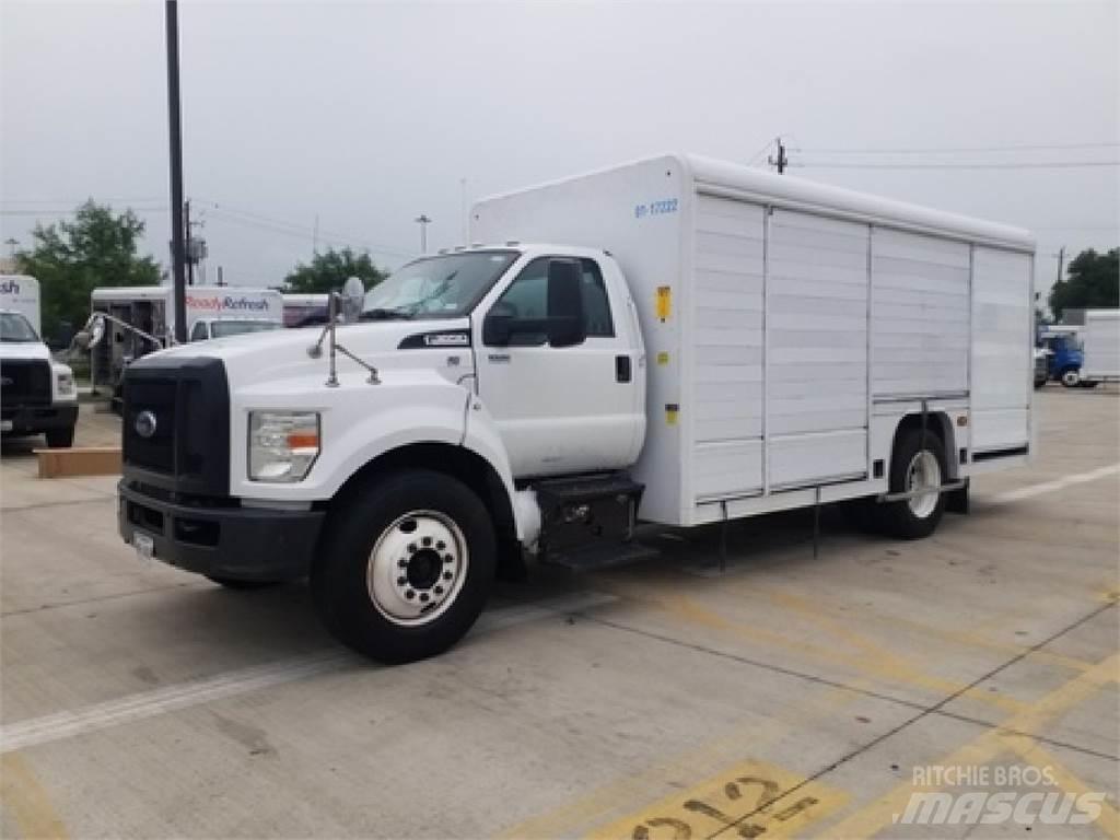 Ford F650 Вантажівки для доставки напоїв
