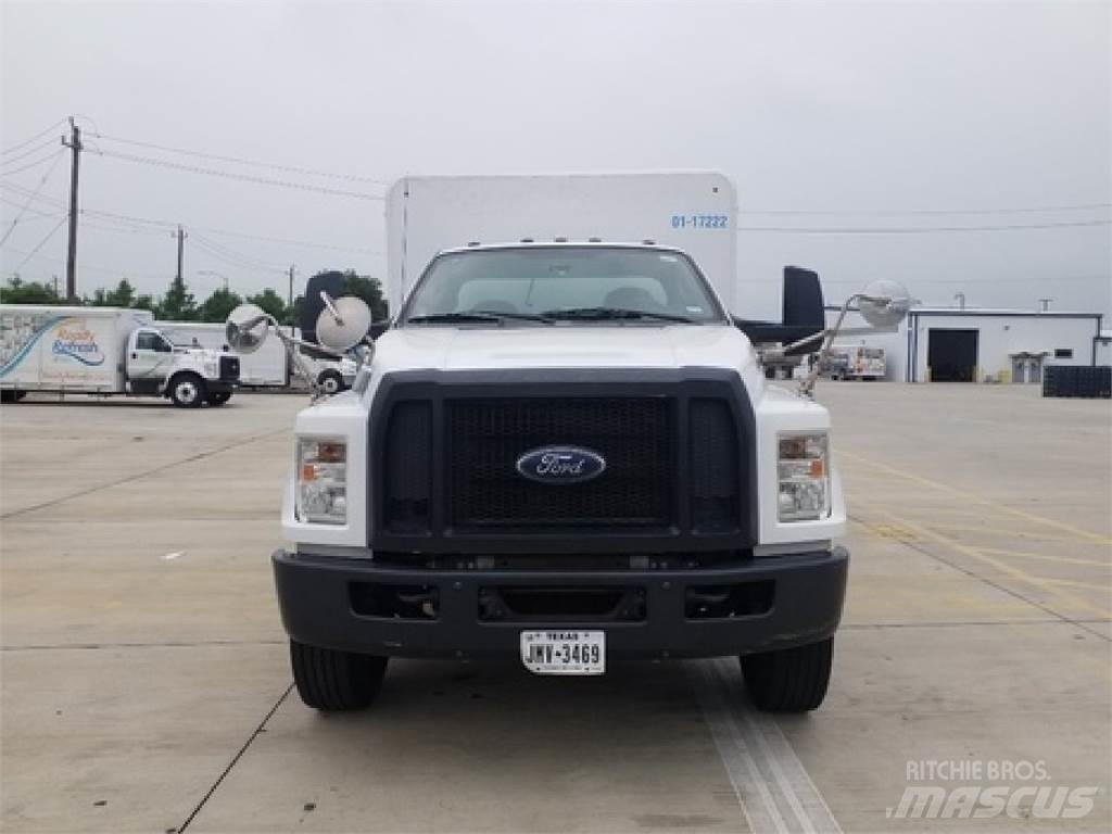 Ford F650 Вантажівки для доставки напоїв