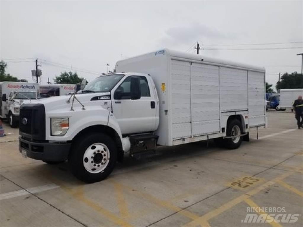 Ford F650 Вантажівки для доставки напоїв