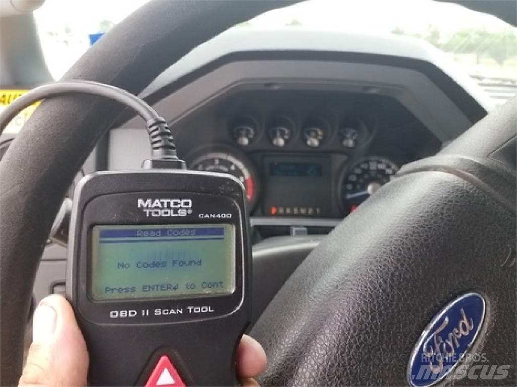 Ford F650 Вантажівки для доставки напоїв