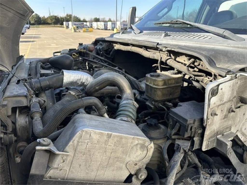 Ford F650 Вантажівки для доставки напоїв