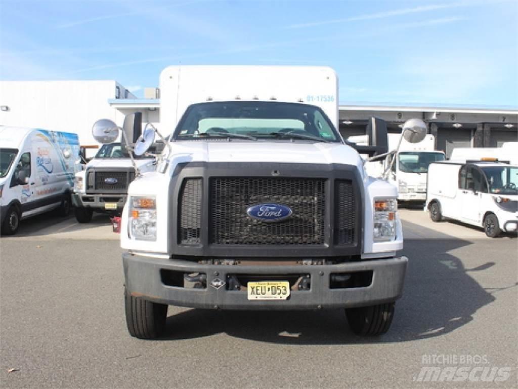Ford F650 Вантажівки для доставки напоїв