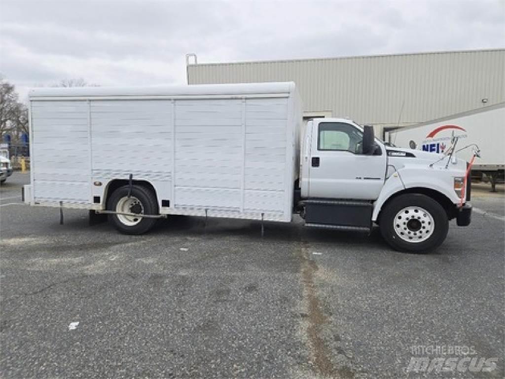 Ford F650 Вантажівки для доставки напоїв