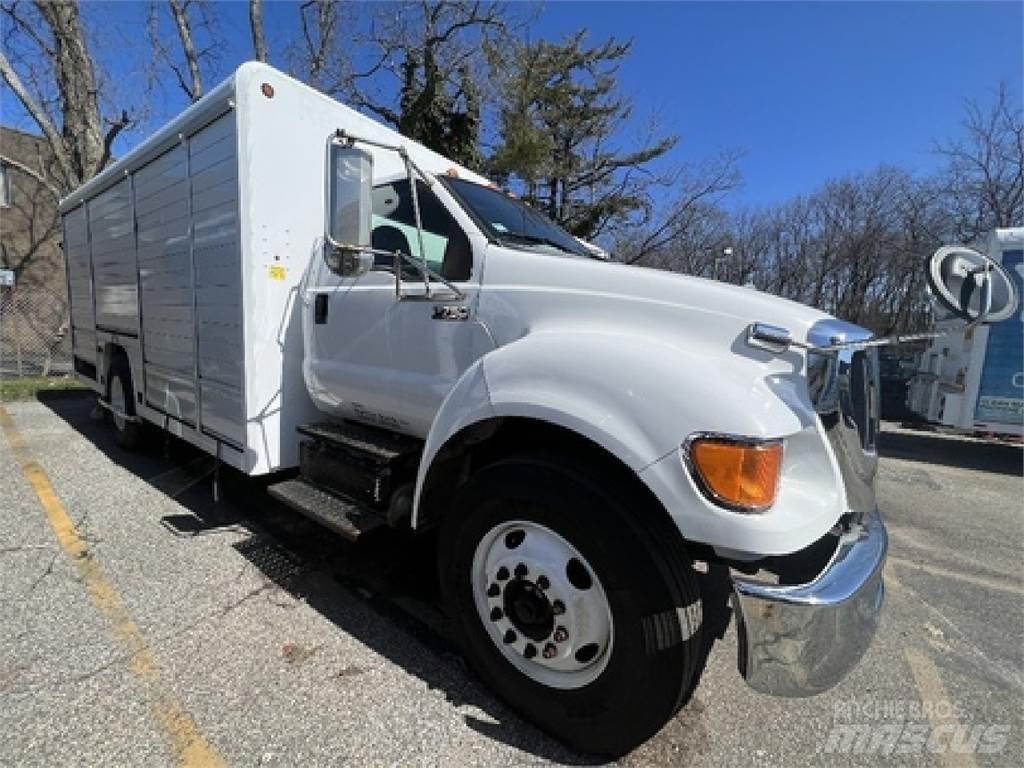 Ford F750 Фургони