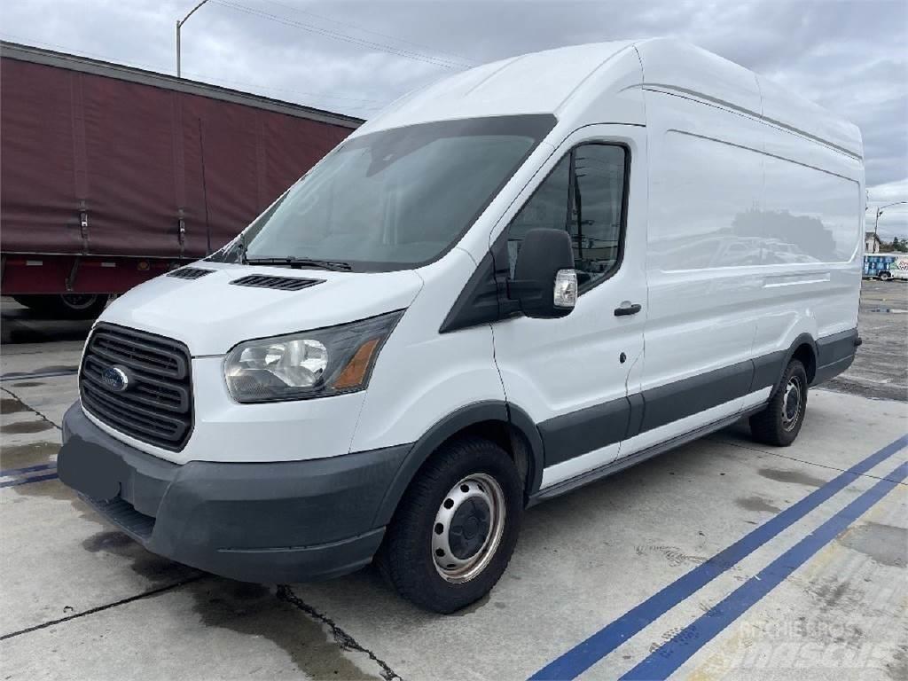 Ford TRANSIT Панельні фургони