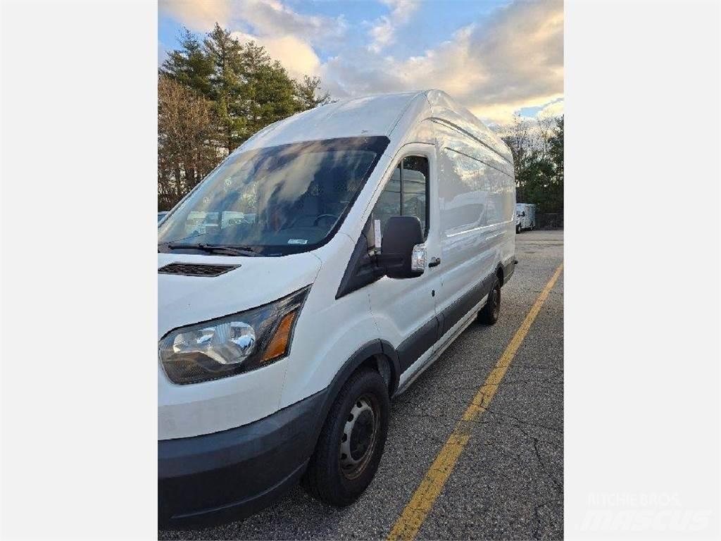 Ford TRANSIT Панельні фургони