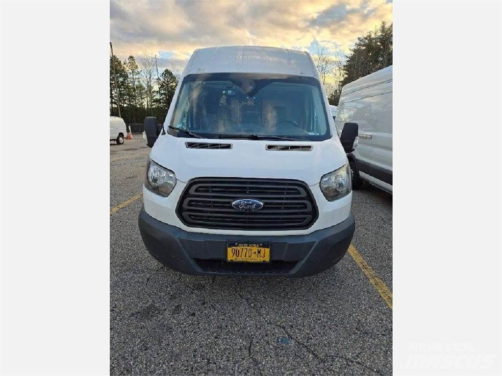 Ford TRANSIT Панельні фургони