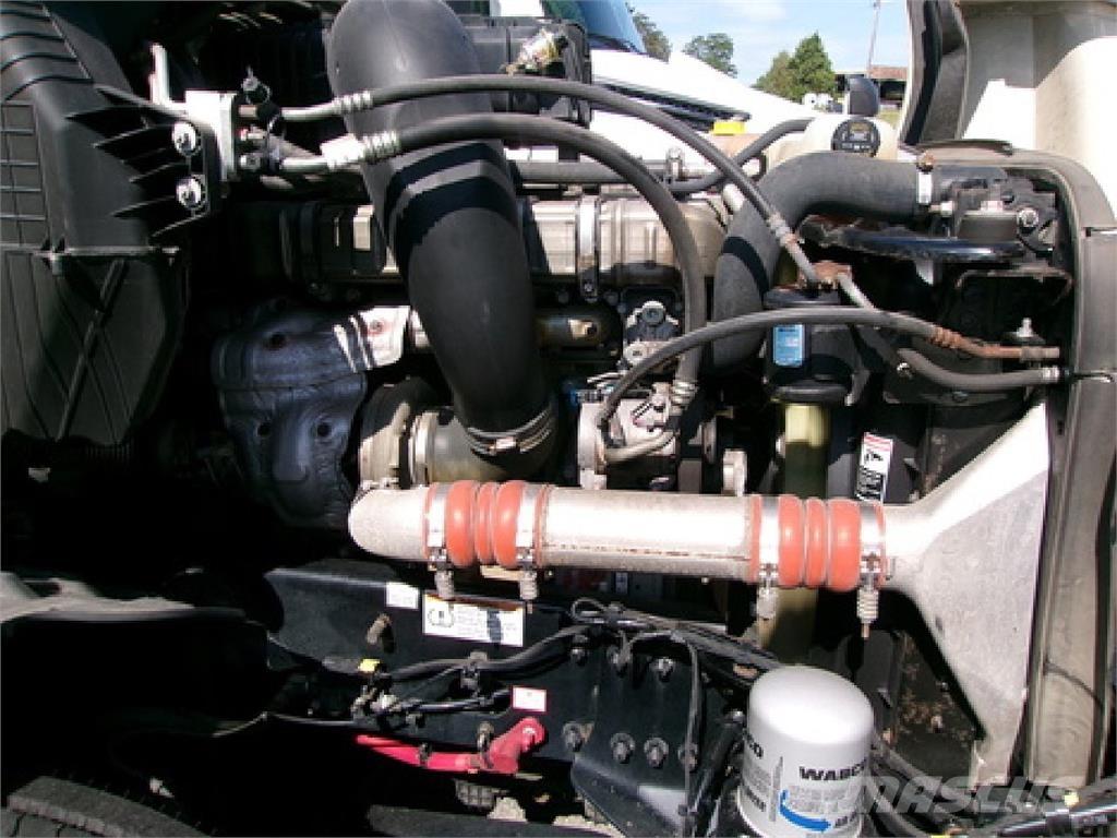 Freightliner 126 Тягачі