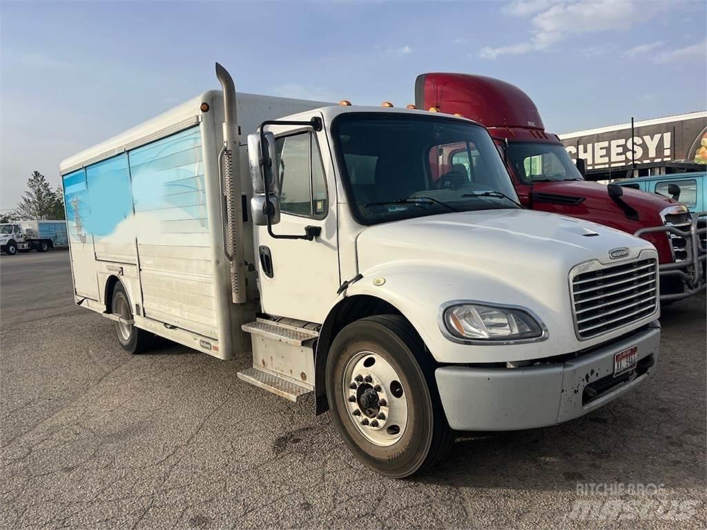 Freightliner M2 Вантажівки для доставки напоїв