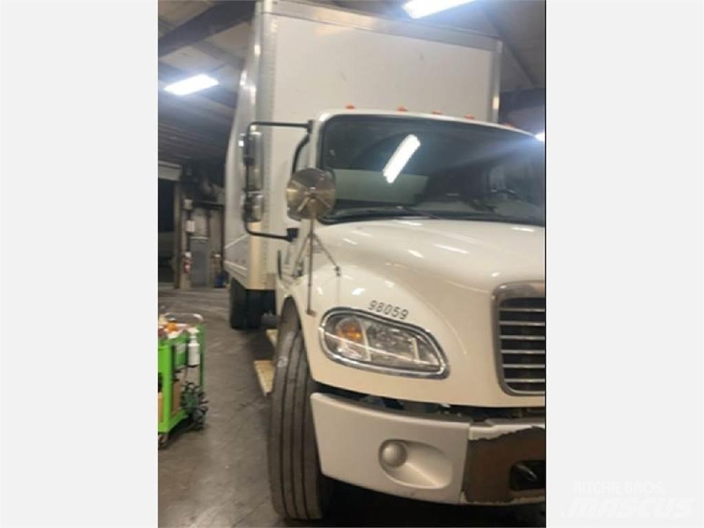 Freightliner M2 Фургони