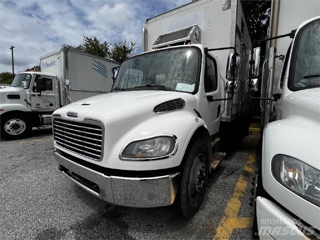 Freightliner M2-106 Фургони
