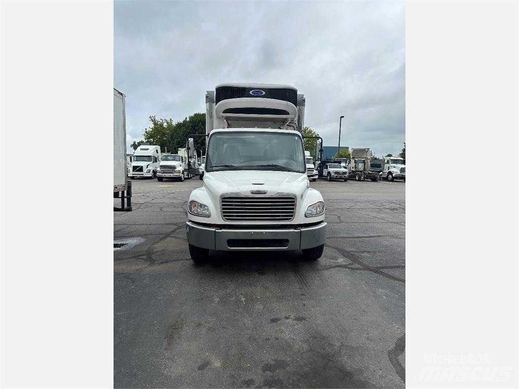 Freightliner M2 106 Рефрижератори