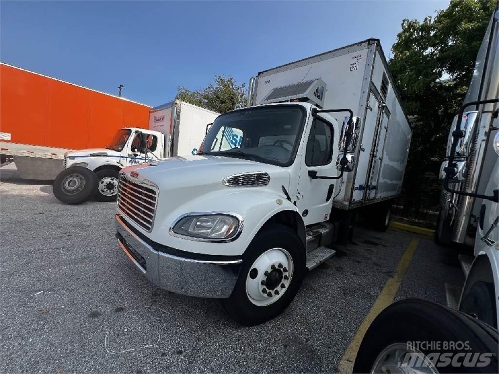 Freightliner M2-106 Фургони