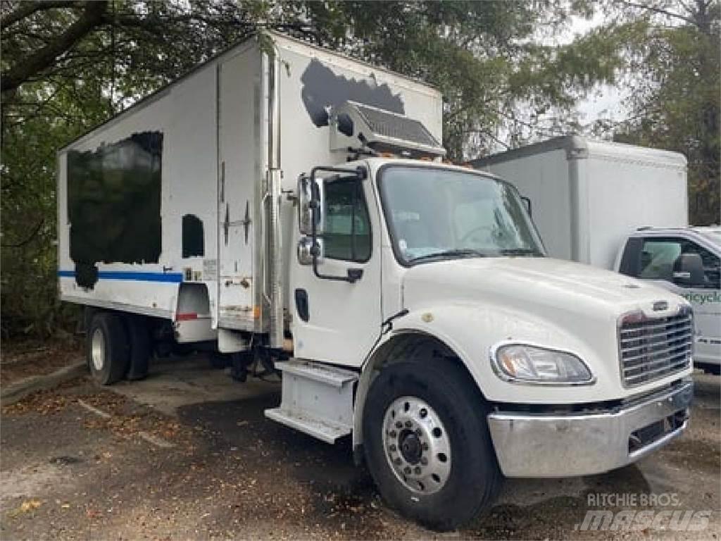 Freightliner M2-106 Фургони
