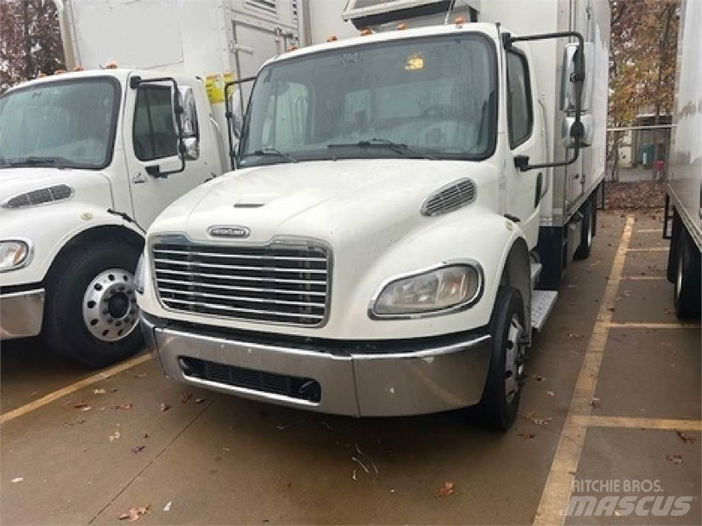 Freightliner M2-106 Фургони