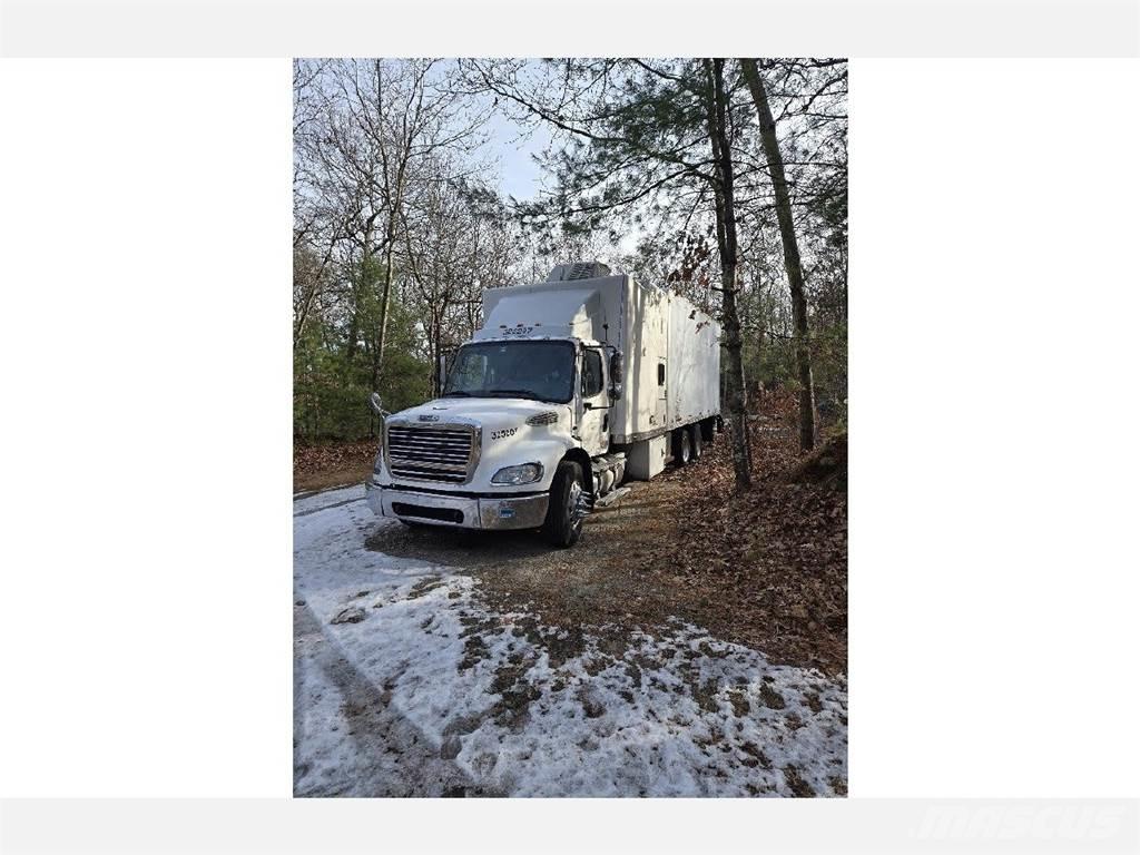 Freightliner M2-112 Фургони