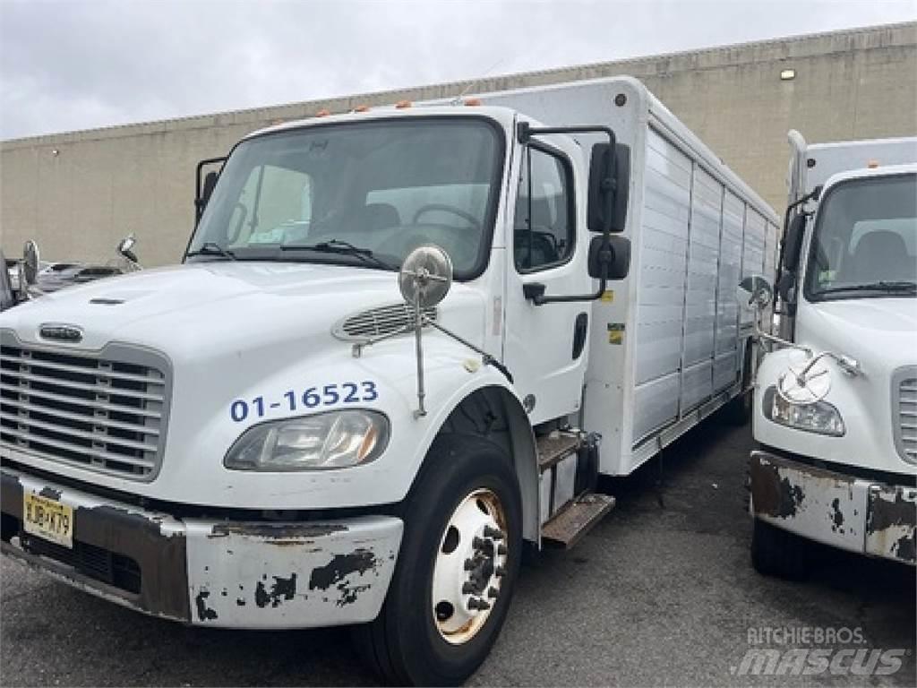 Freightliner M2106 Вантажівки для доставки напоїв
