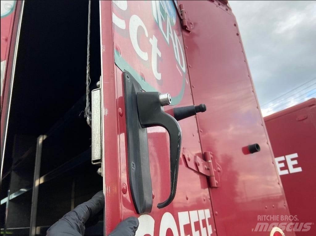 Freightliner MT45 Контейнер
