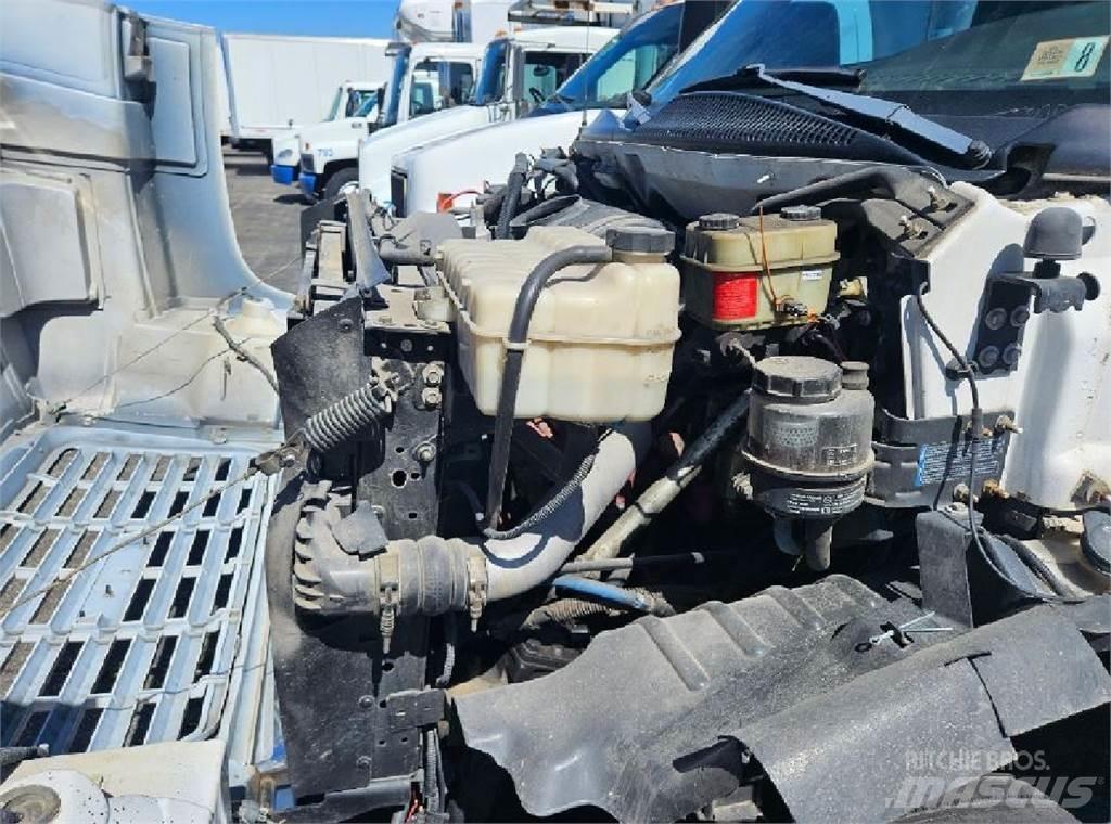 GMC C6500 Вантажівки-платформи/бокове розвантаження