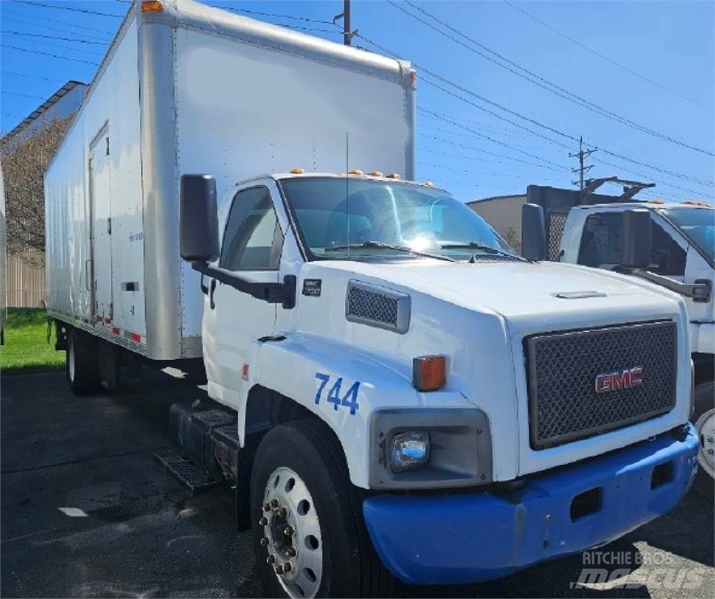 GMC C7500 Фургони