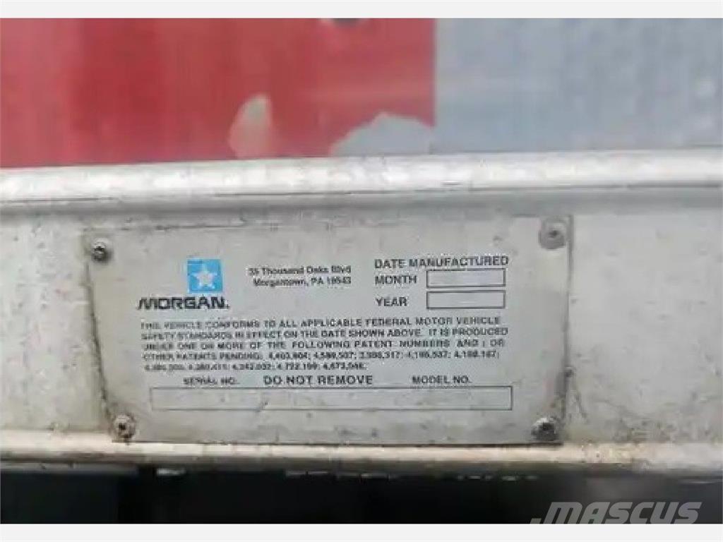 Hino 195 Фургони