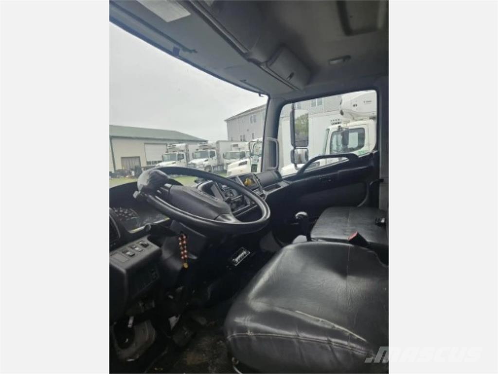 Hino 268 Рефрижератори