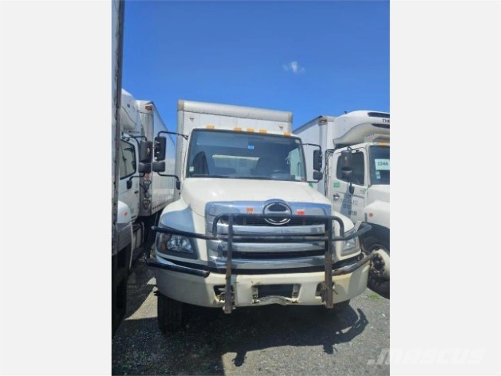 Hino 268 Фургони