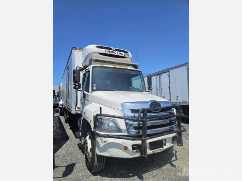 Hino 338 Рефрижератори