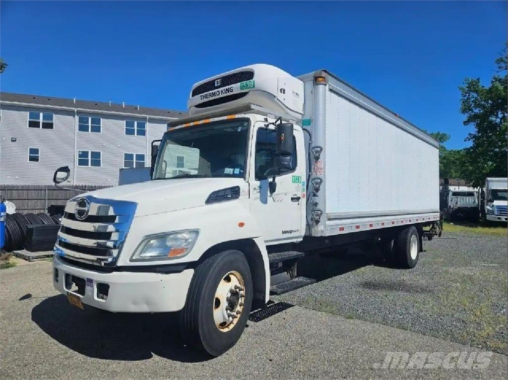 Hino 338 Рефрижератори