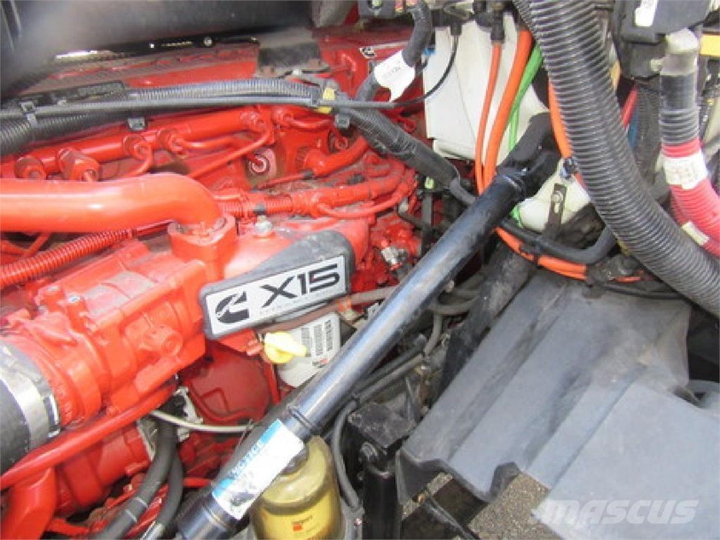 International LT625 Тягачі