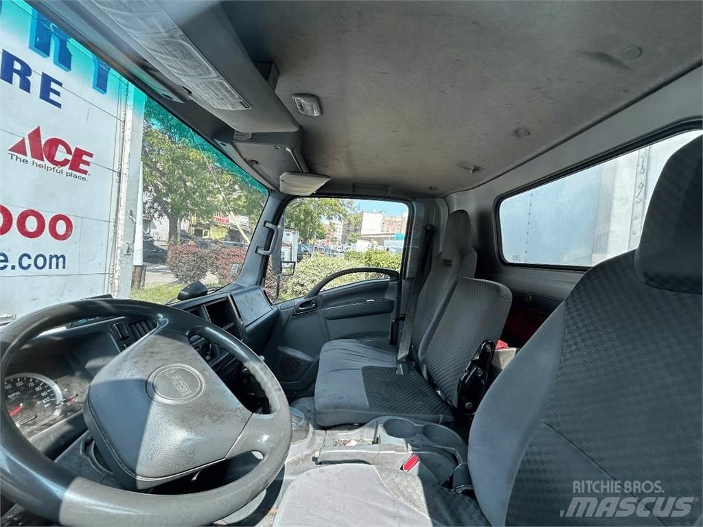 Isuzu NQR Рефрижератори