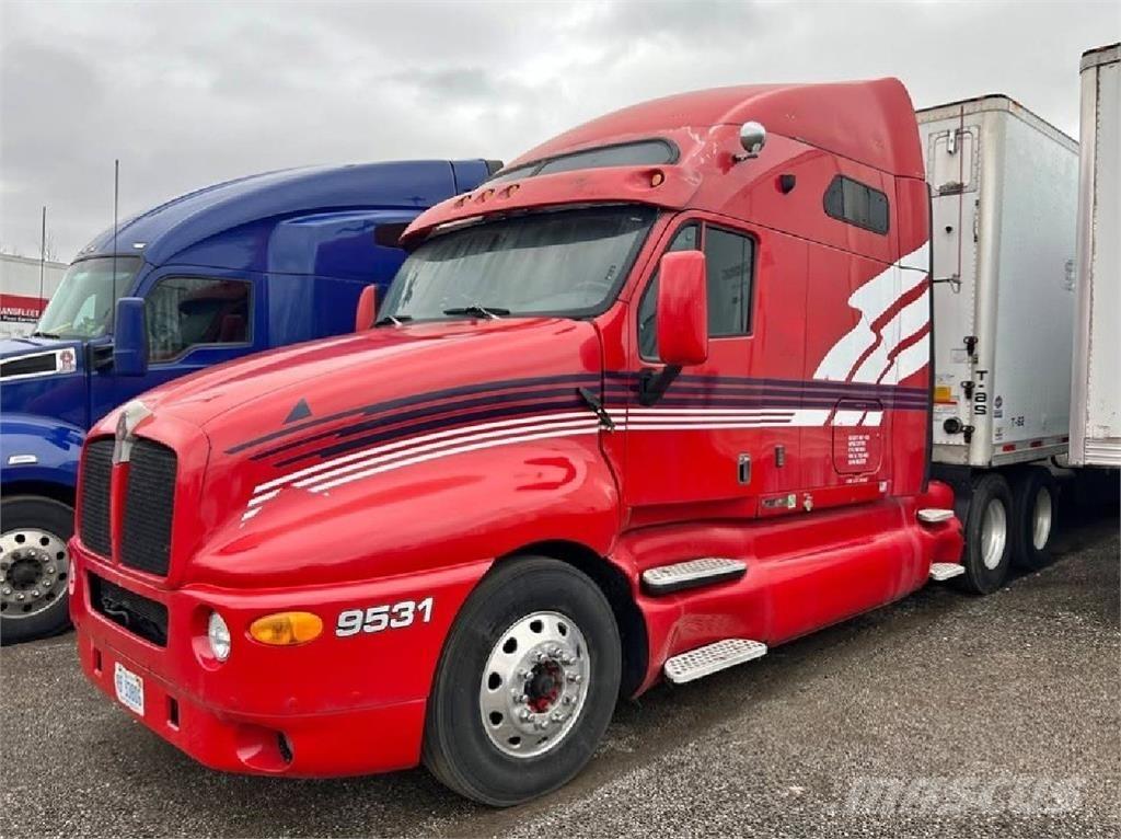 Kenworth T-2000 Тягачі