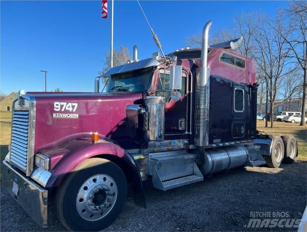 Kenworth W900 Тягачі
