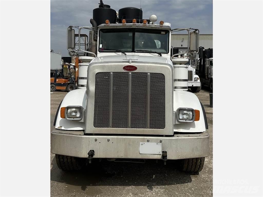 Peterbilt 367 Вантажівки / спеціальні