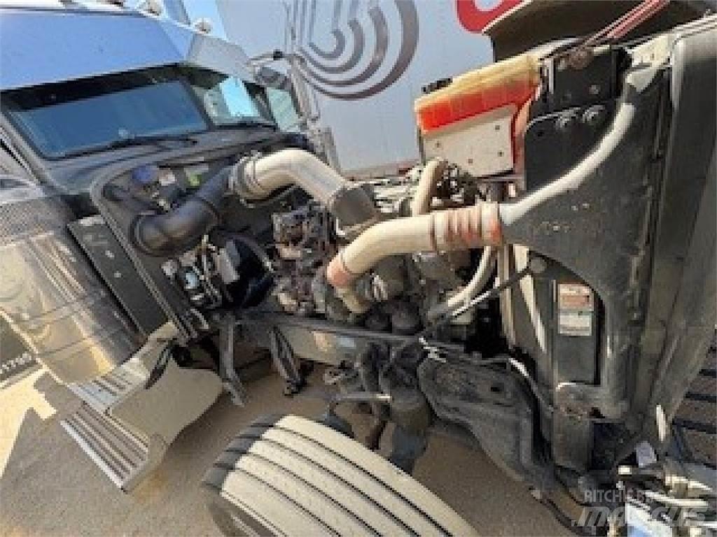 Peterbilt 389 Тягачі
