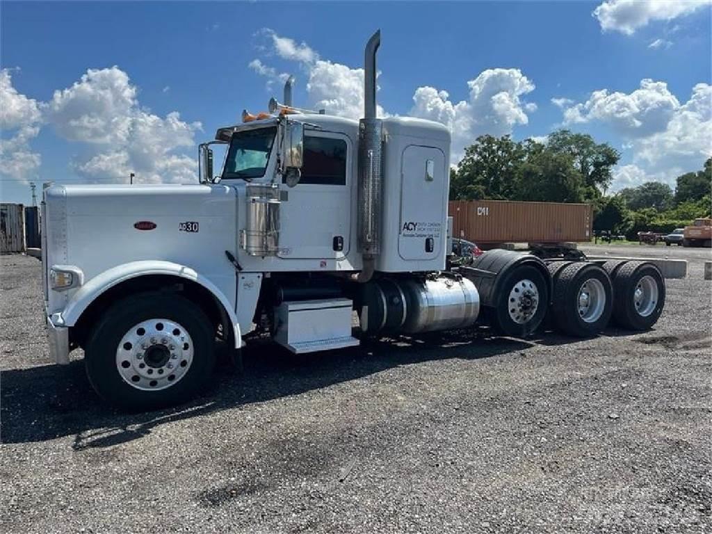 Peterbilt 389 Тягачі