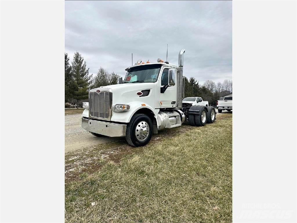 Peterbilt 567 Тягачі