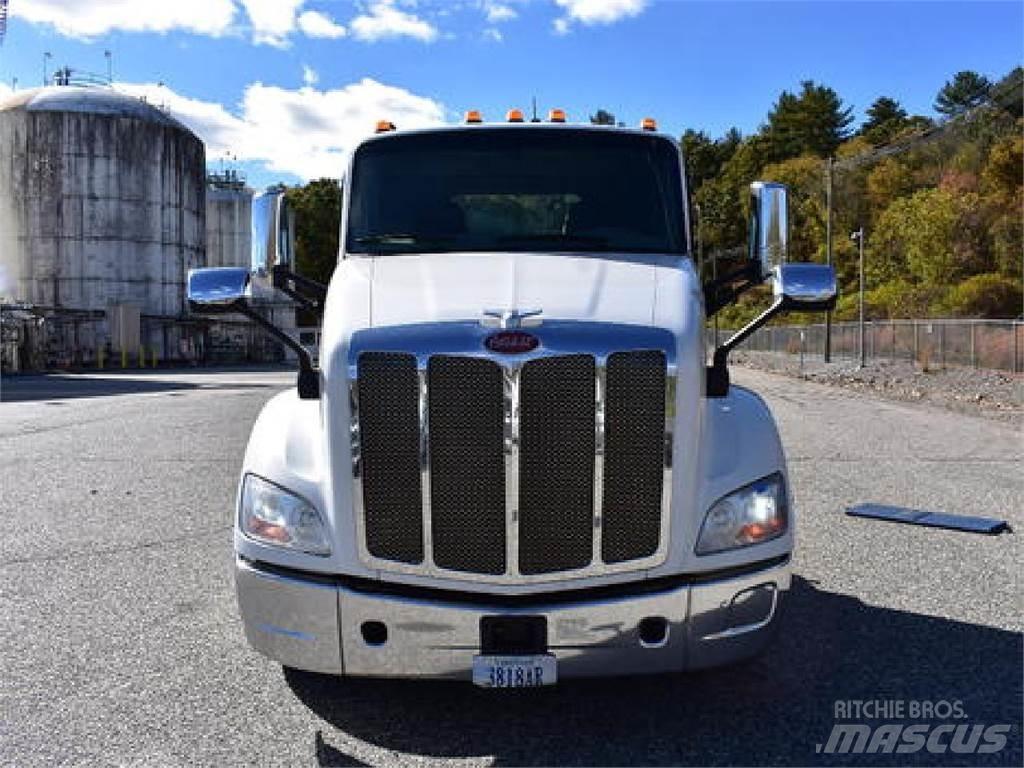 Peterbilt 579 Тягачі
