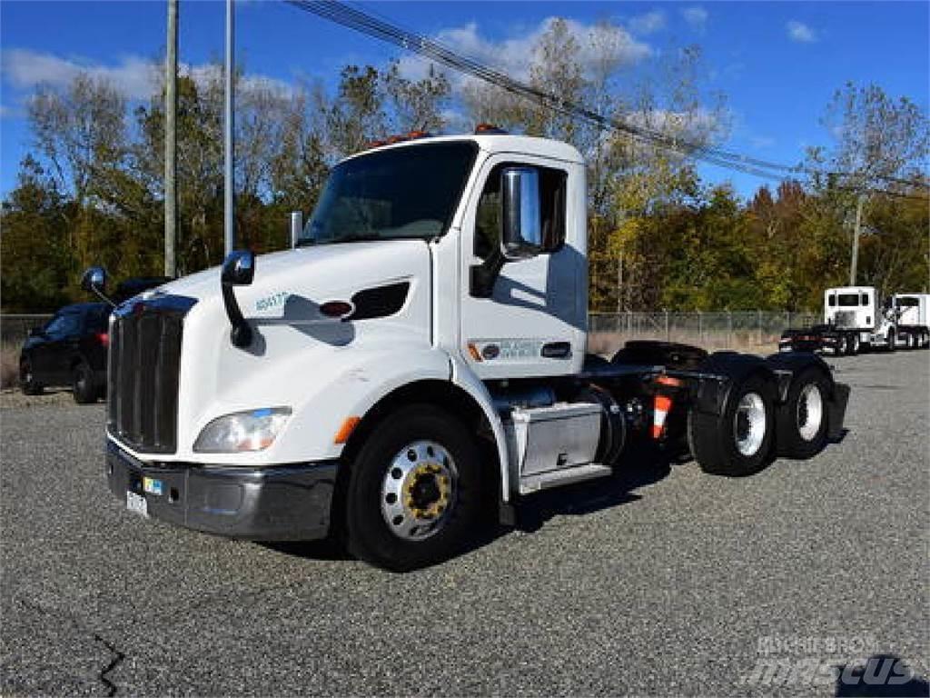 Peterbilt 579 Тягачі