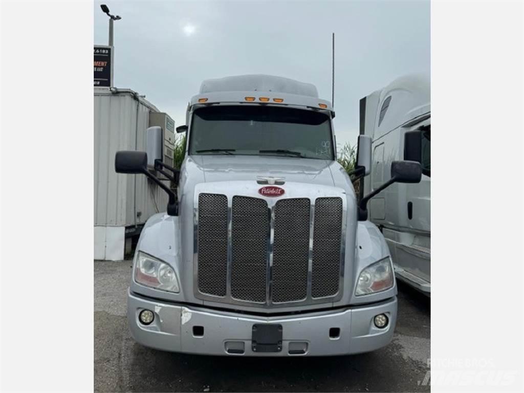 Peterbilt 579 Тягачі