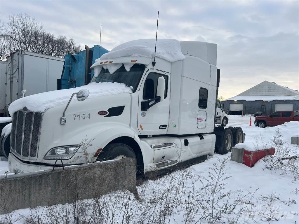 Peterbilt 579 Тягачі