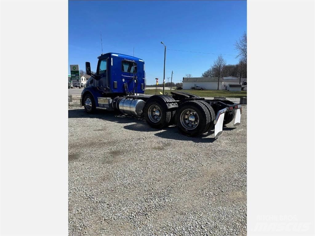 Peterbilt 579 Тягачі