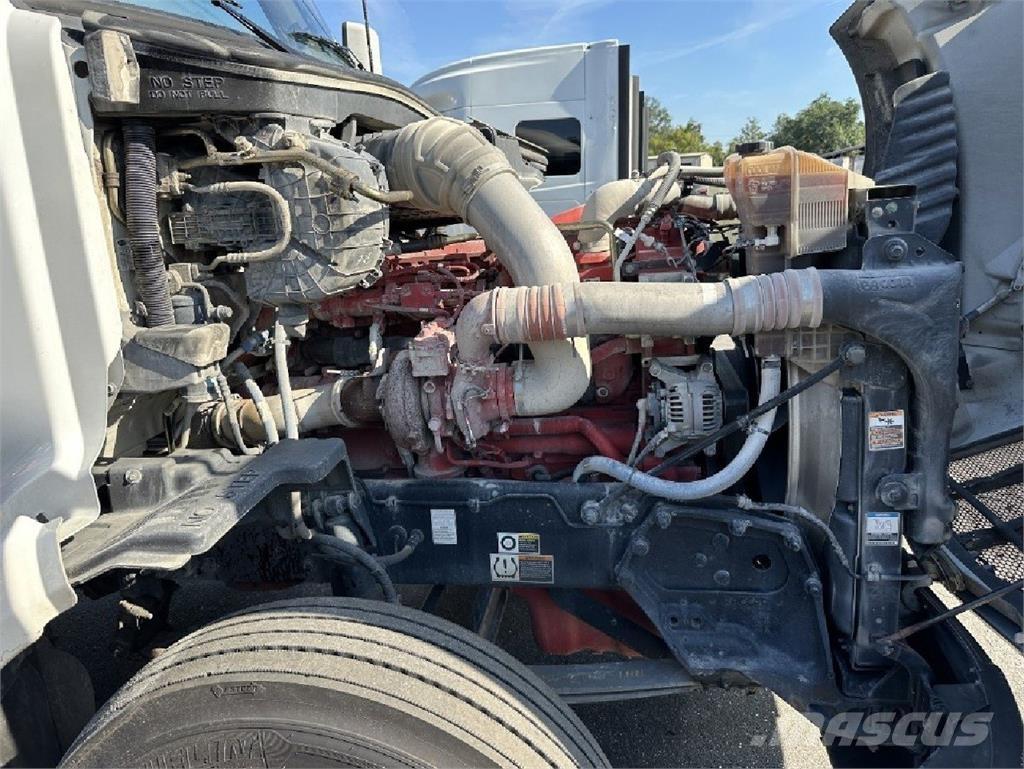 Peterbilt 579 Тягачі