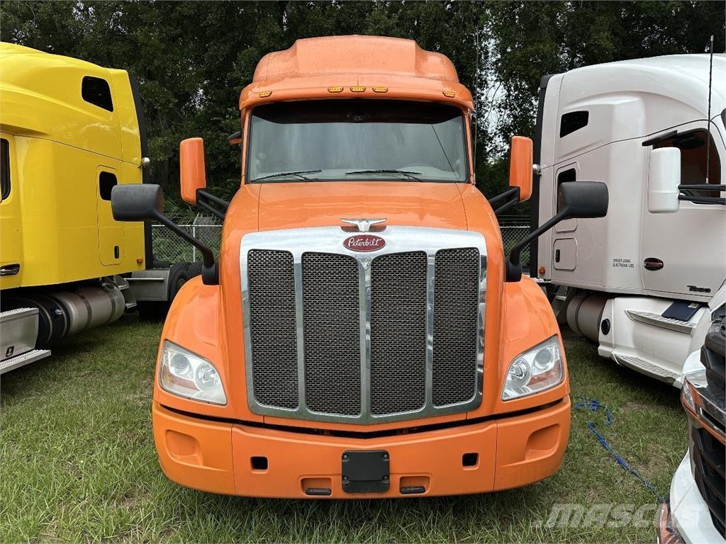 Peterbilt 579 Тягачі