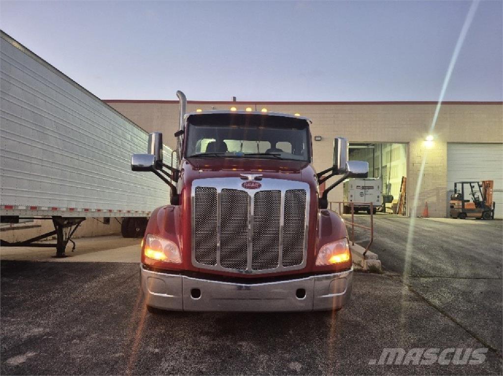 Peterbilt 579 Тягачі