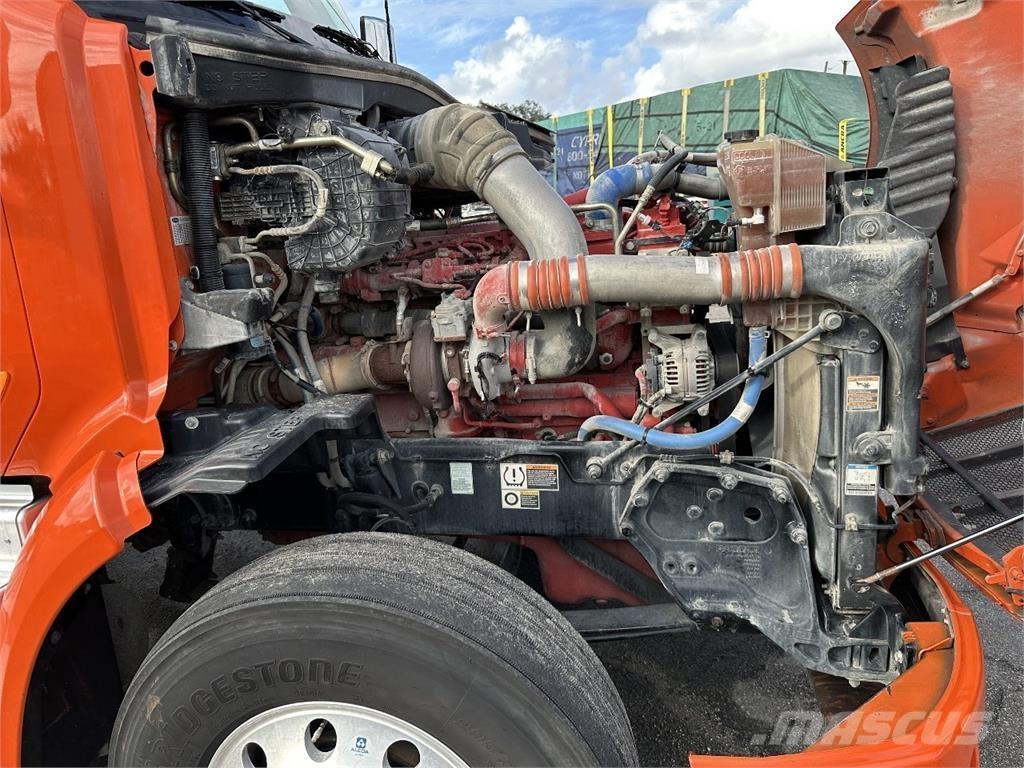 Peterbilt 579 Тягачі