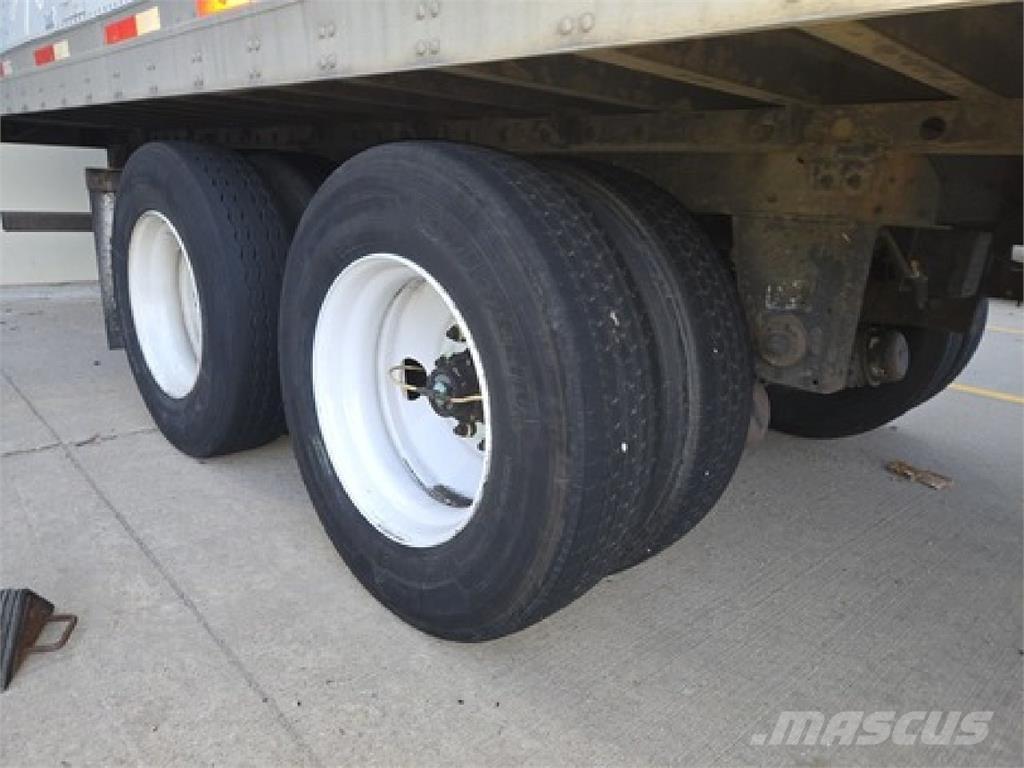 Utility VS2DX 53' Причепи-фургони