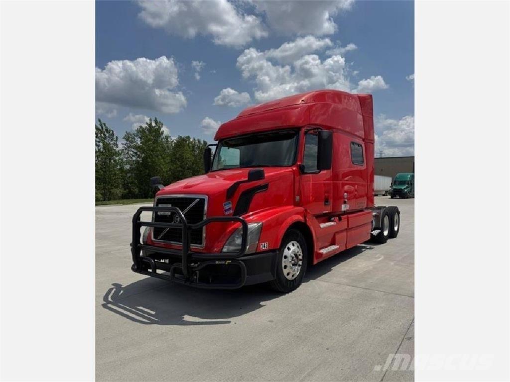 Volvo VNL 860 Тягачі