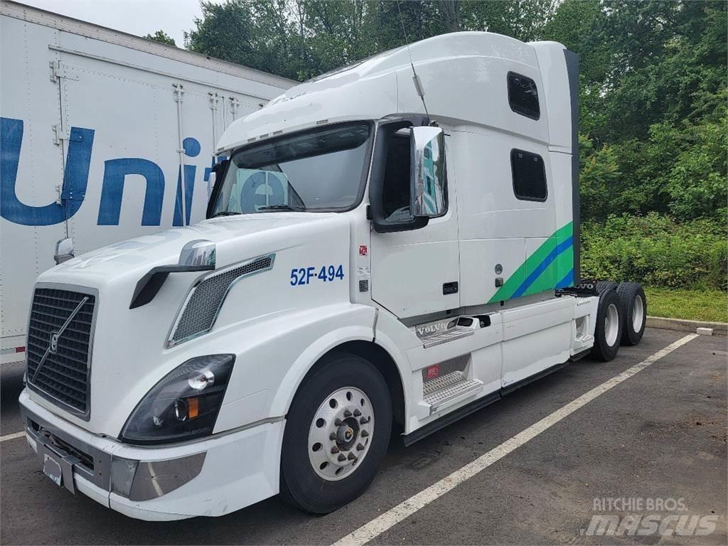 Volvo VNL64T780 Тягачі