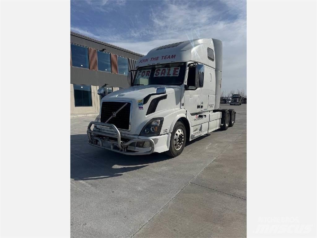 Volvo VNL670 Тягачі